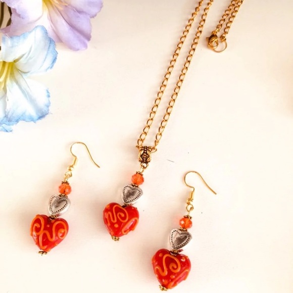 Red beaded heart necklace set - Picture 1 of 5